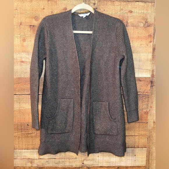 Time and Tru Sweaters - Time and Tru heavy knit Cardigan